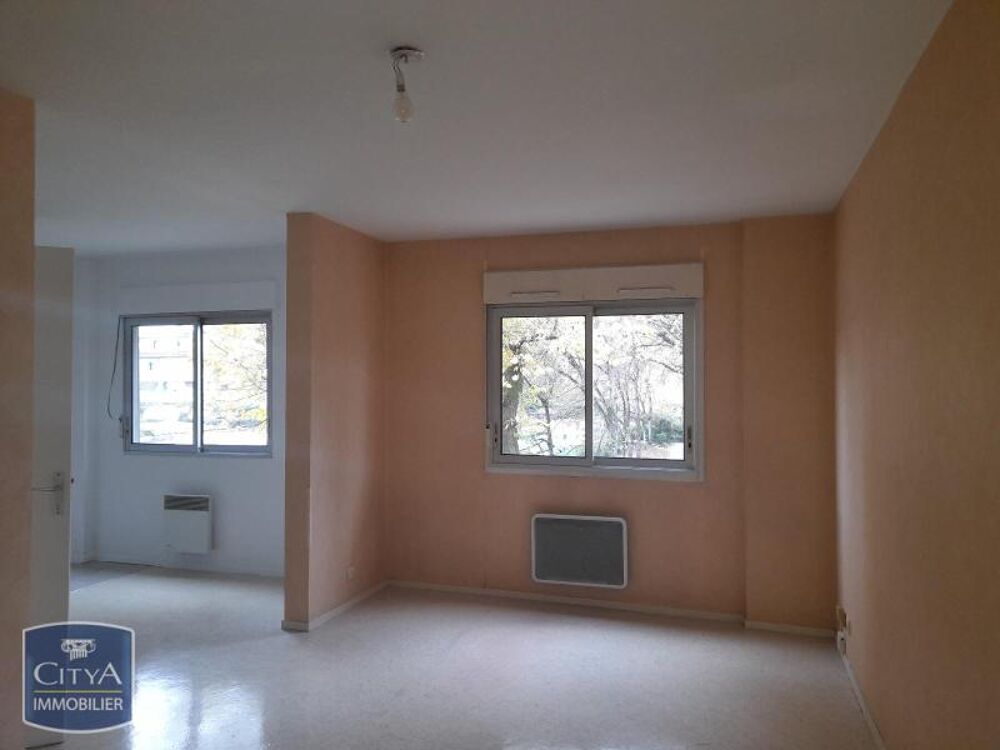 location Appartement - 1 pièce(s) - 32 m² Bourg-en-Bresse (01000)