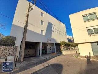  Parking / Garage � louer 