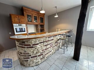  Appartement à louer 4 pièces 104 m²