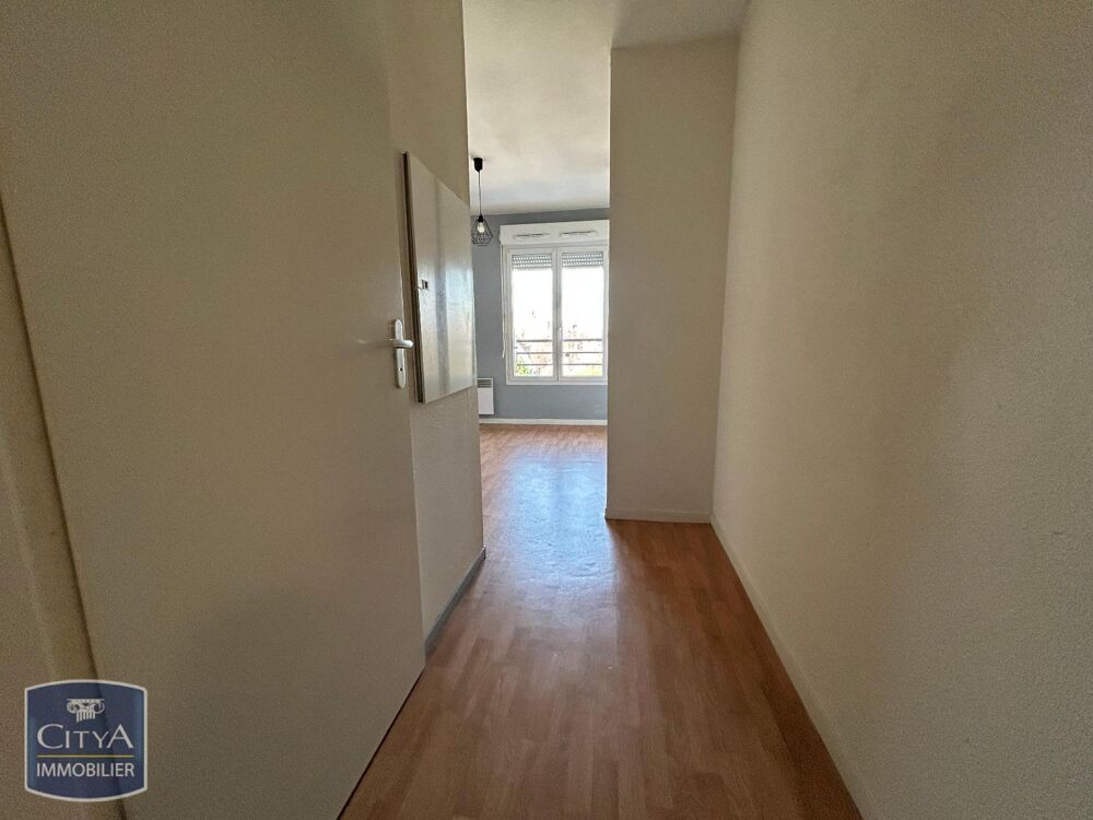 À LOUER : Appartement T1 situé à Maubeuge, dans le dépar....