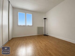  Appartement à louer 3 pièces 52 m²