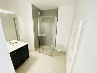  Appartement à louer 2 pièces 41 m²