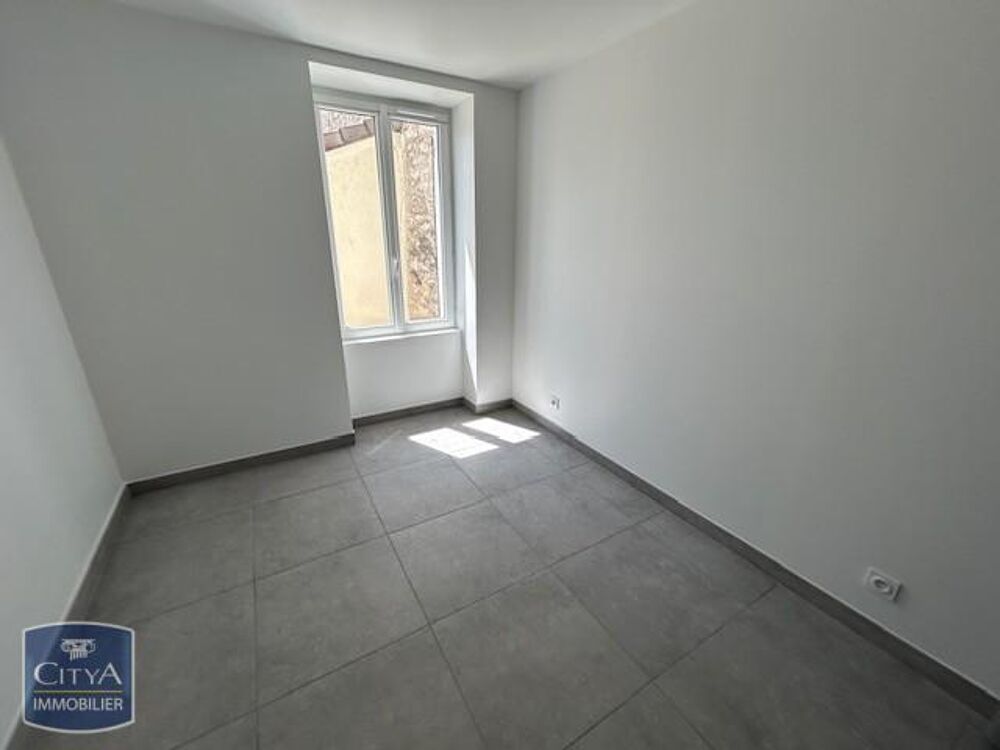 location Maison - 2 pièce(s) - 43 m² Mehun-sur-Yèvre (18500)