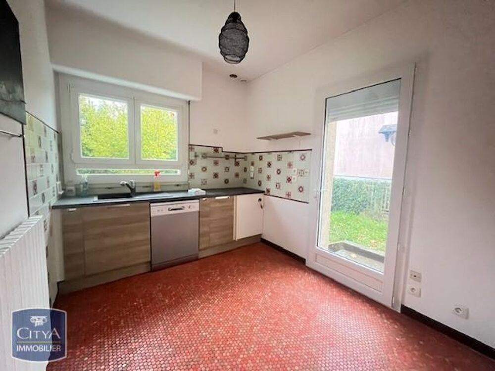 location Maison - 5 pièce(s) - 117 m² Vierzon (18100)