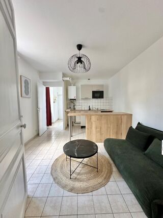  Appartement à louer 2 pièces 34 m²