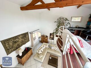  Villa à louer 6 pièces 181 m²
