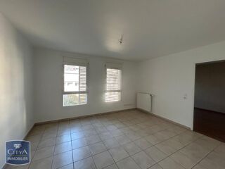  Appartement à louer 2 pièces 46 m²