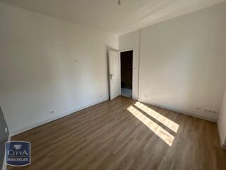 Appartement à louer 4 pièces 72 m²