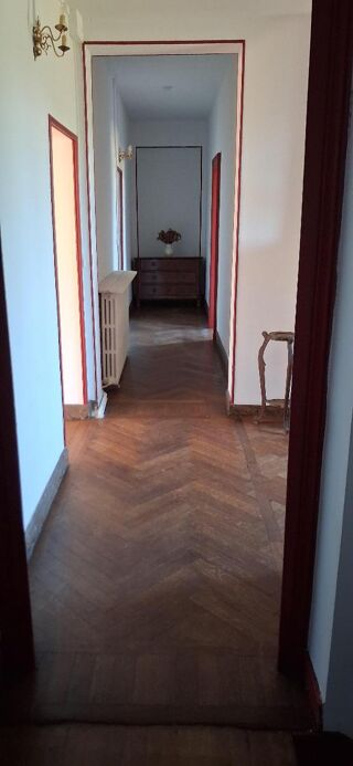  Appartement à louer 5 pièces 157 m²
