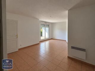  Appartement à louer 3 pièces 64 m²