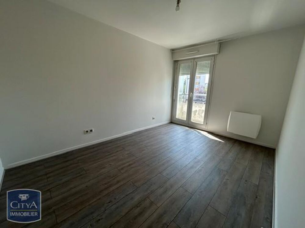 A LOUER Bel appartement de type T2 situé à CORBEIL ESSON....