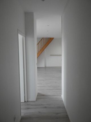  Appartement � louer 4 pi�ces 85 m�