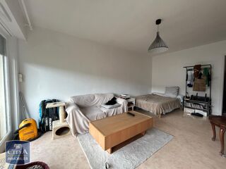  Appartement à louer 1 pièce 33 m²