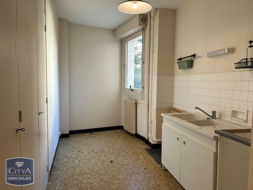 location Appartement - 2 pièce(s) - 63 m² Blois (41000)