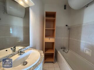  Appartement à louer 1 pièce 32 m²