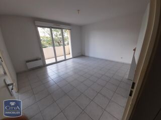  Appartement à louer 2 pièces 43 m²