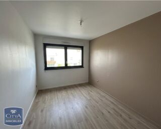  Appartement � louer 4 pi�ces 77 m�