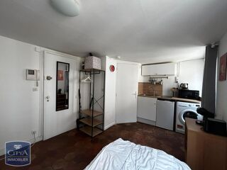  Appartement à louer 1 pièce 14 m²