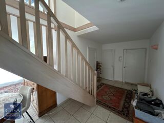  Appartement à louer 5 pièces 120 m²