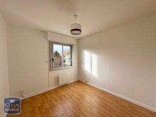  Appartement à louer 2 pièces 44 m²