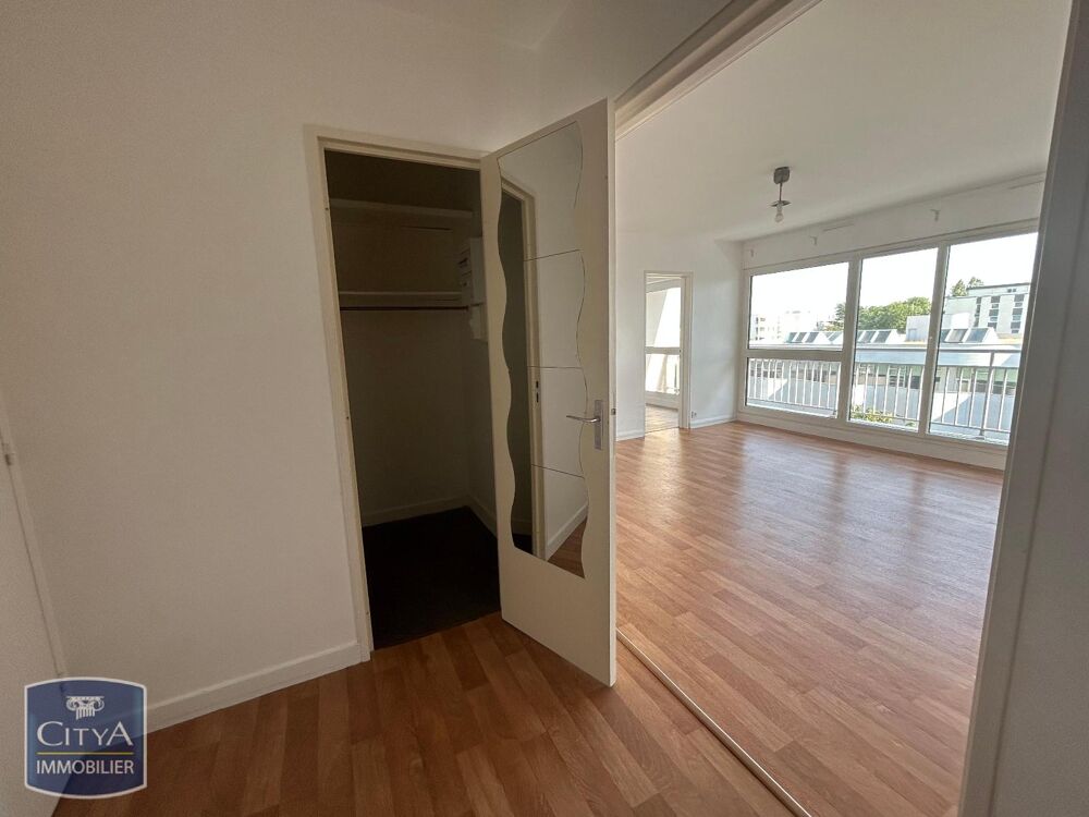 À LOUER : Appartement T3 à Vélizy-Villacoublay, situé da....