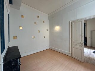  Appartement à louer 2 pièces 71 m²