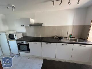  Appartement à louer 3 pièces 68 m²