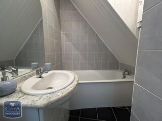  Appartement à louer 2 pièces 40 m²