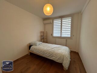  Appartement à louer 4 pièces 68 m²