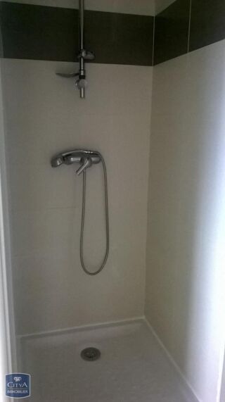  Appartement à louer 3 pièces 52 m²