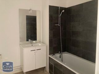  Appartement à louer 3 pièces 66 m²