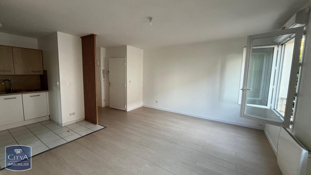 location Appartement - 2 pièce(s) - 42 m² Corbeil-Essonnes (91100)