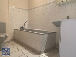location Appartement - 2 pièce(s) - 51 m² Cluny (71250)