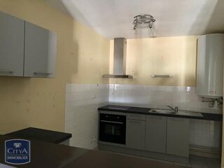  Appartement à louer 3 pièces 80 m²