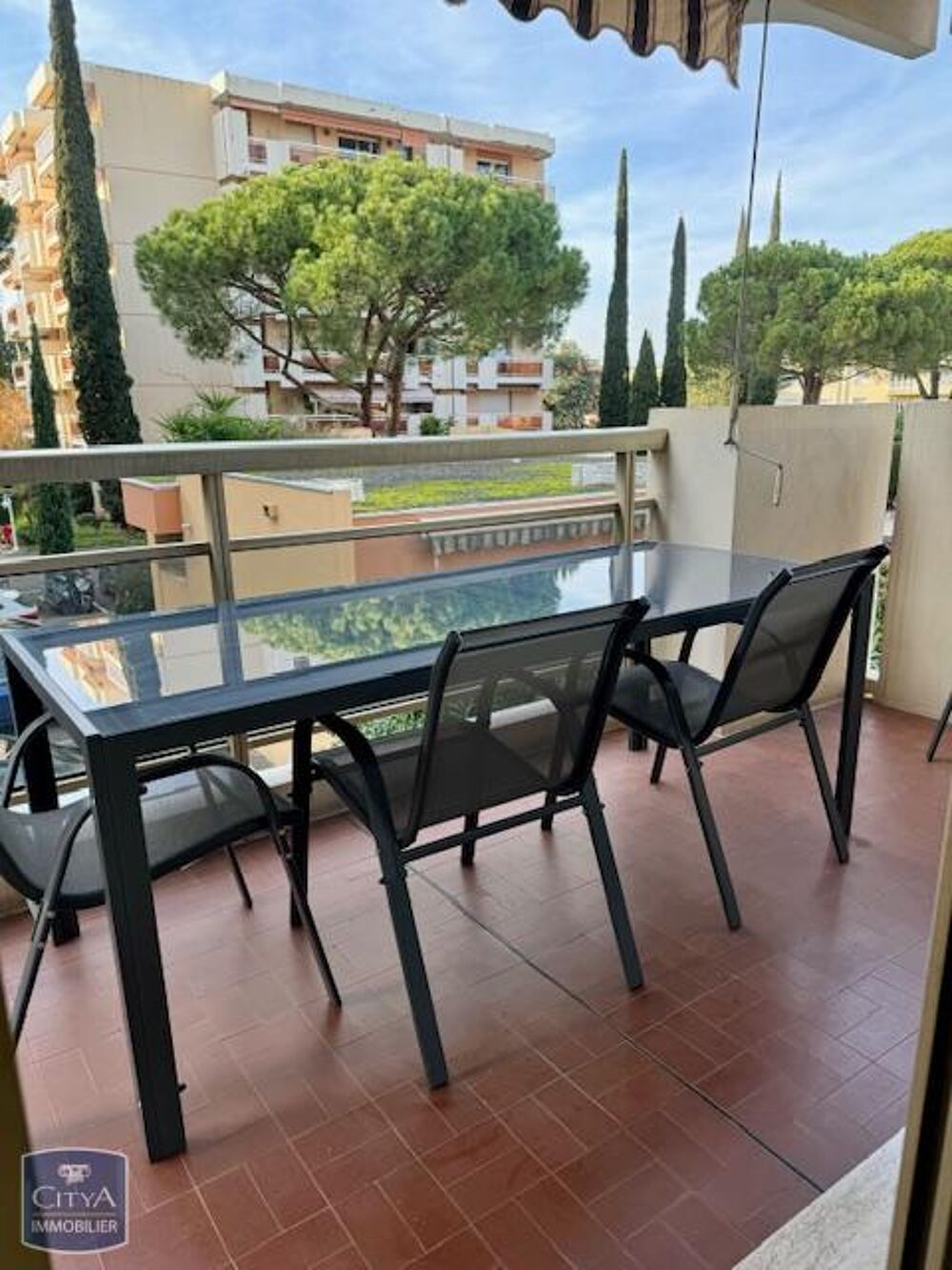 location Appartement - 3 pièce(s) - 70 m² Saint-Raphaël (83700)