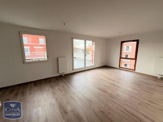  Appartement à louer 3 pièces 66 m²