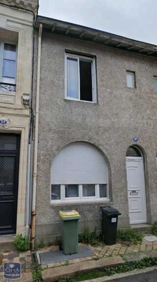  Maison à louer 4 pièces 82 m²