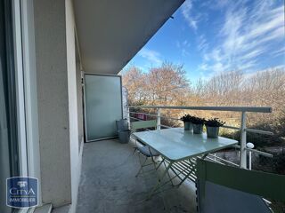  Appartement à louer 2 pièces 32 m²