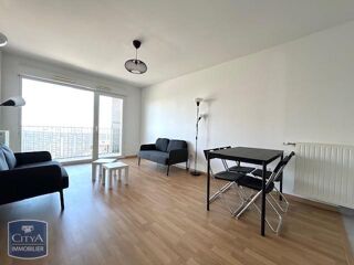  Appartement à louer 3 pièces 57 m²