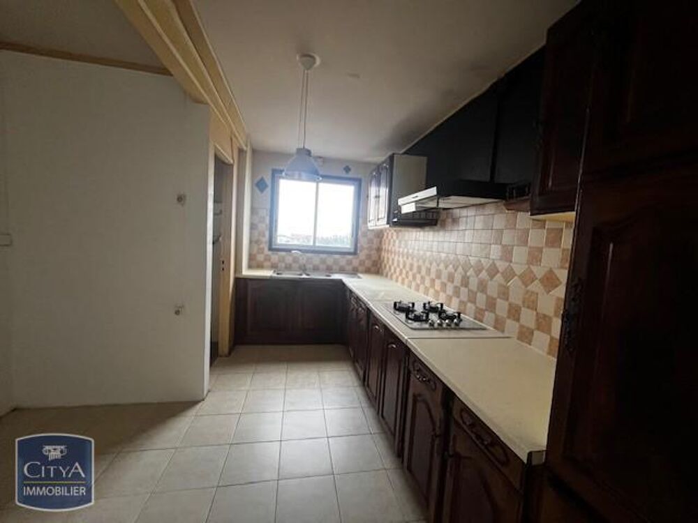 location Appartement - 4 pièce(s) - 85 m² Le Port (97420)
