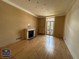  Appartement à louer 2 pièces 67 m²