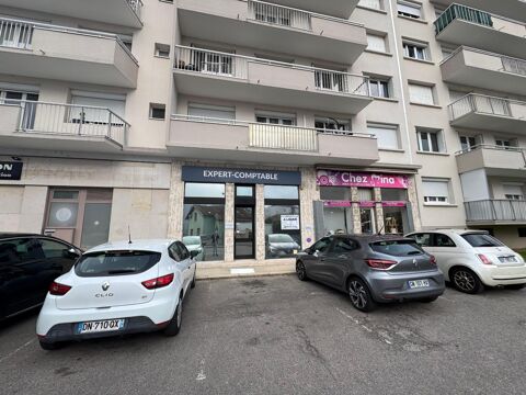 LOCAL COMMERCAIL de 33 m2 A LOUER - situ&eacute; 9 avenue &Eacute;d... 740 69150 Decines