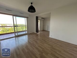 Appartement à louer 3 pièces 76 m²