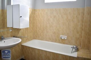  Appartement à louer 2 pièces 42 m²