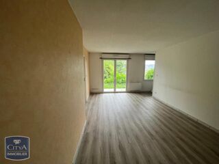  Appartement à louer 3 pièces 55 m²