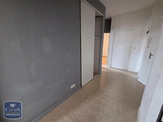  Appartement à louer 4 pièces 89 m²