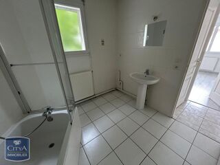  Appartement à louer 2 pièces 43 m²