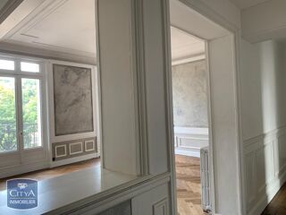  Appartement à louer 3 pièces 98 m²