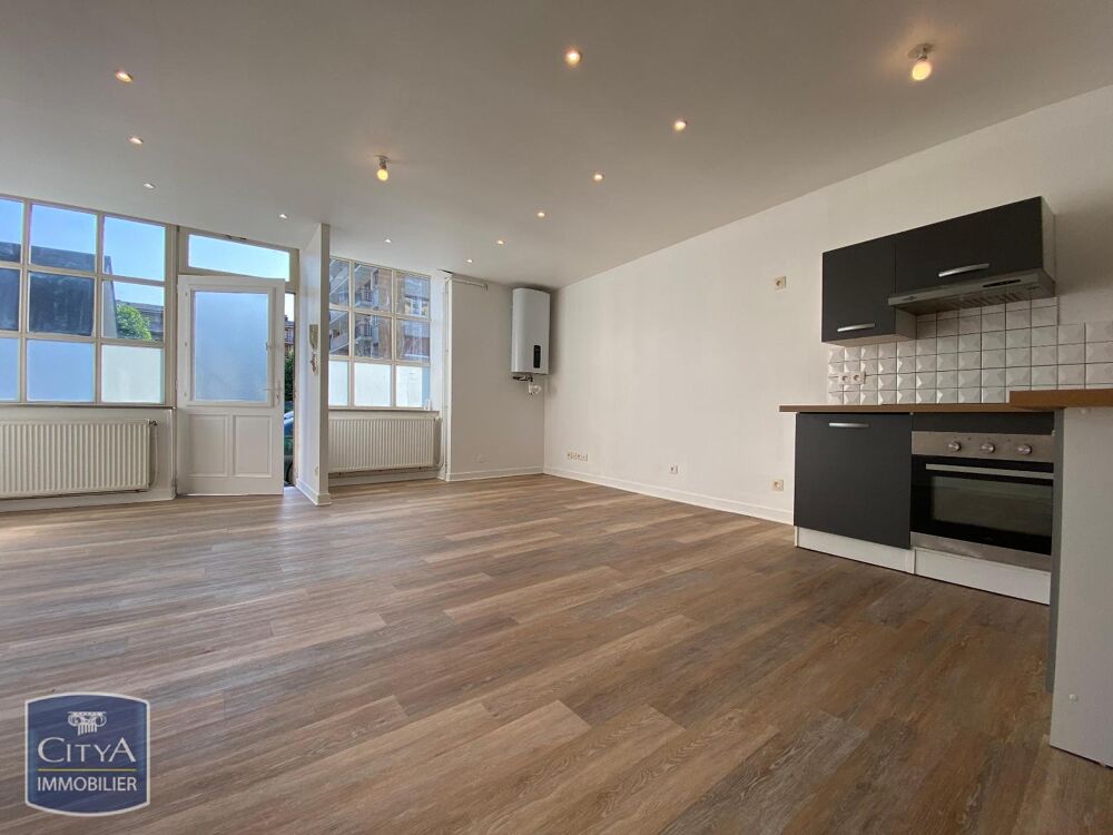 À LOUER : Découvrez ce charmant appartement rénové de ty....