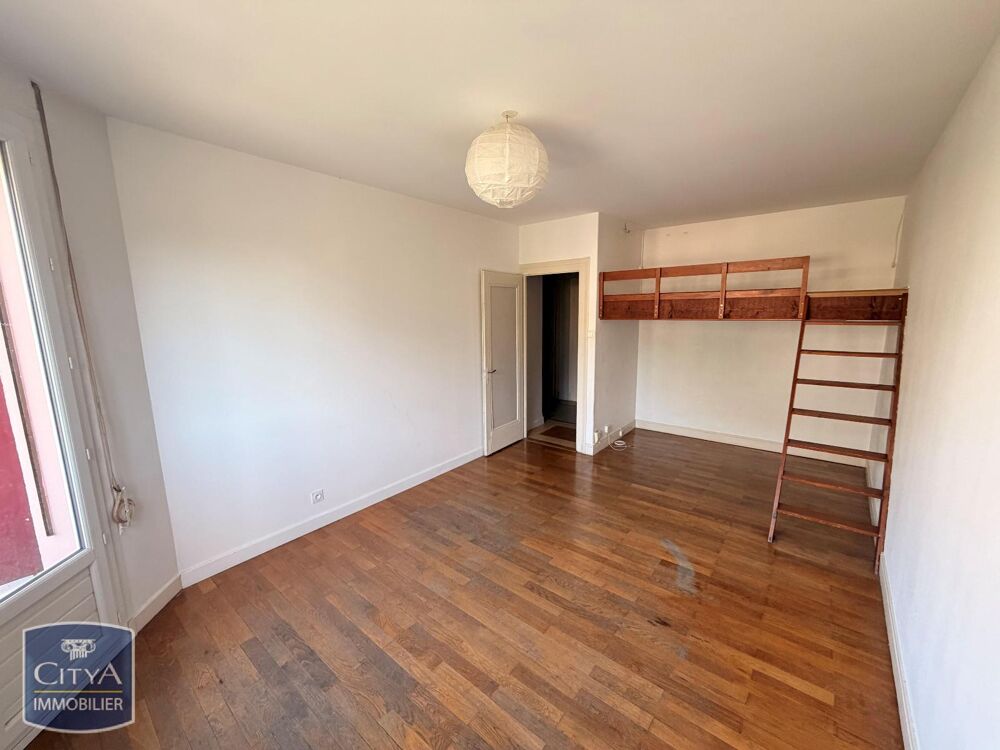 À LOUER : Appartement T1 situé dans la charmante ville d....